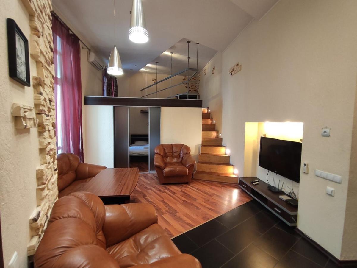 Comfortable Apartment On Mikhaylovskiy Lane Kiev Exterior foto