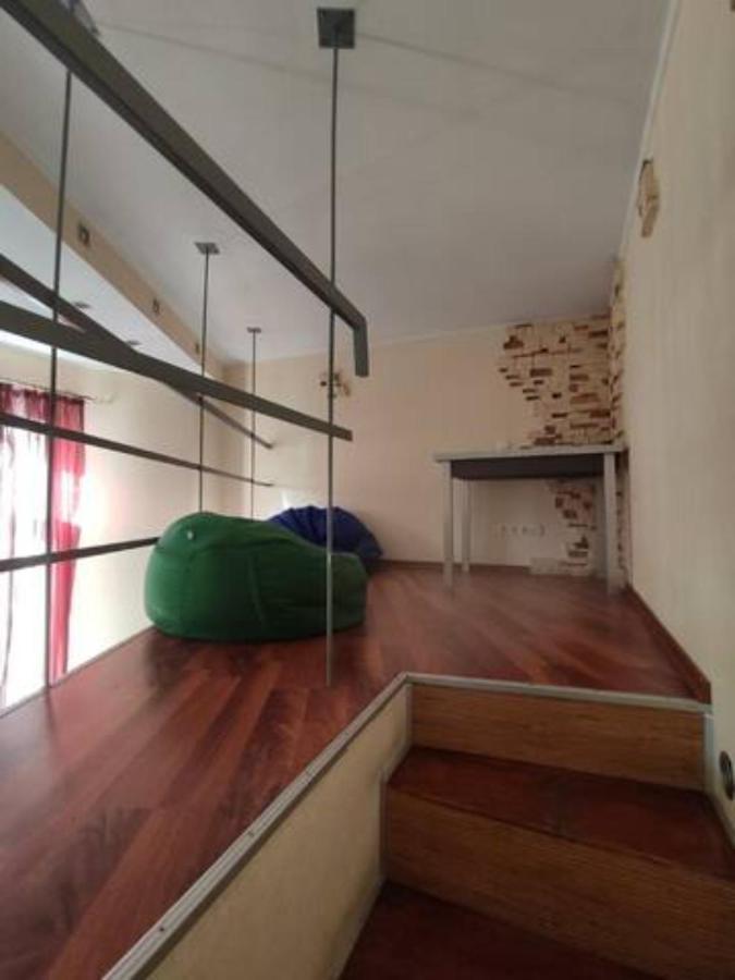 Comfortable Apartment On Mikhaylovskiy Lane Kiev Exterior foto