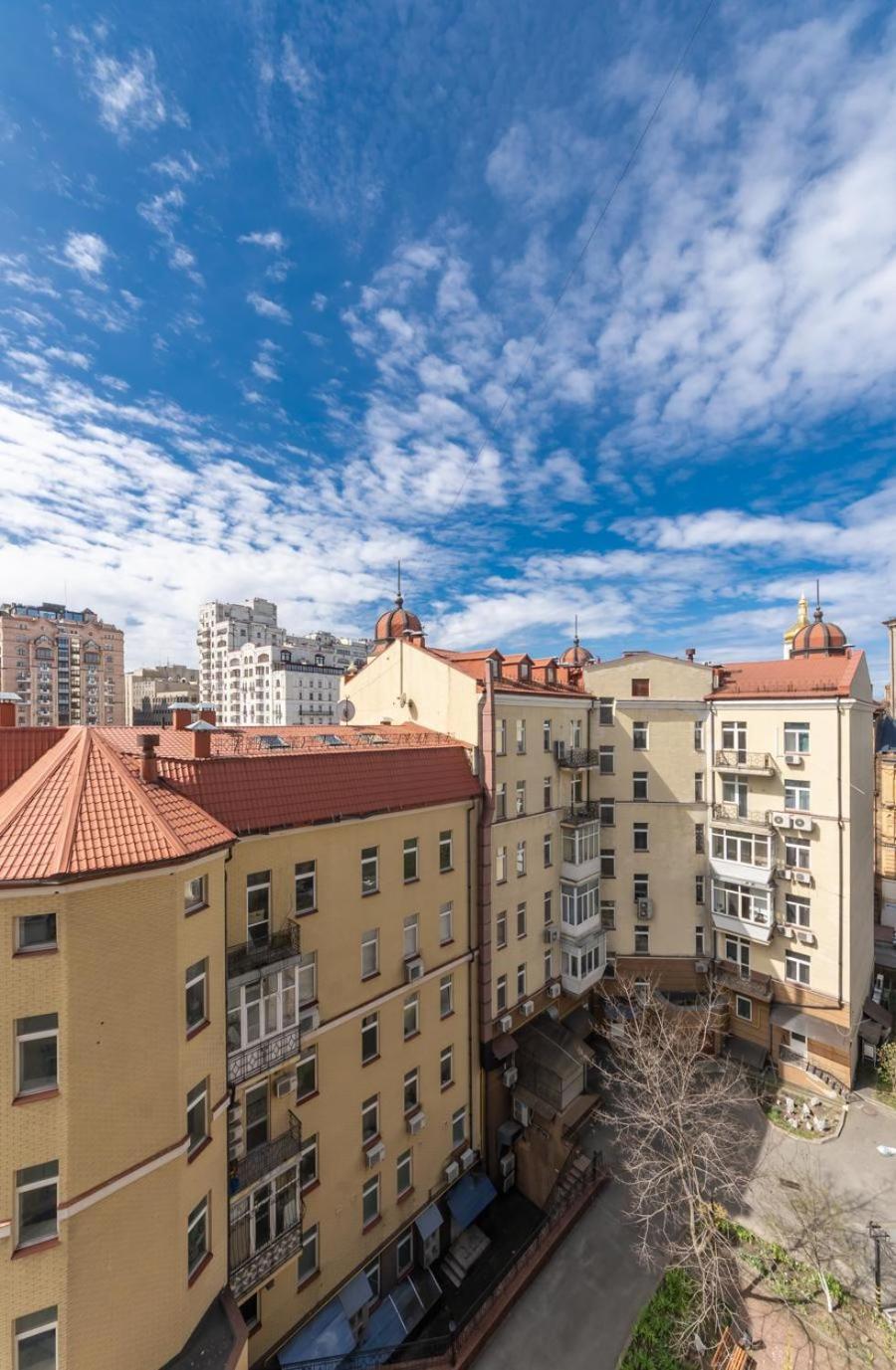 Comfortable Apartment On Mikhaylovskiy Lane Kiev Exterior foto
