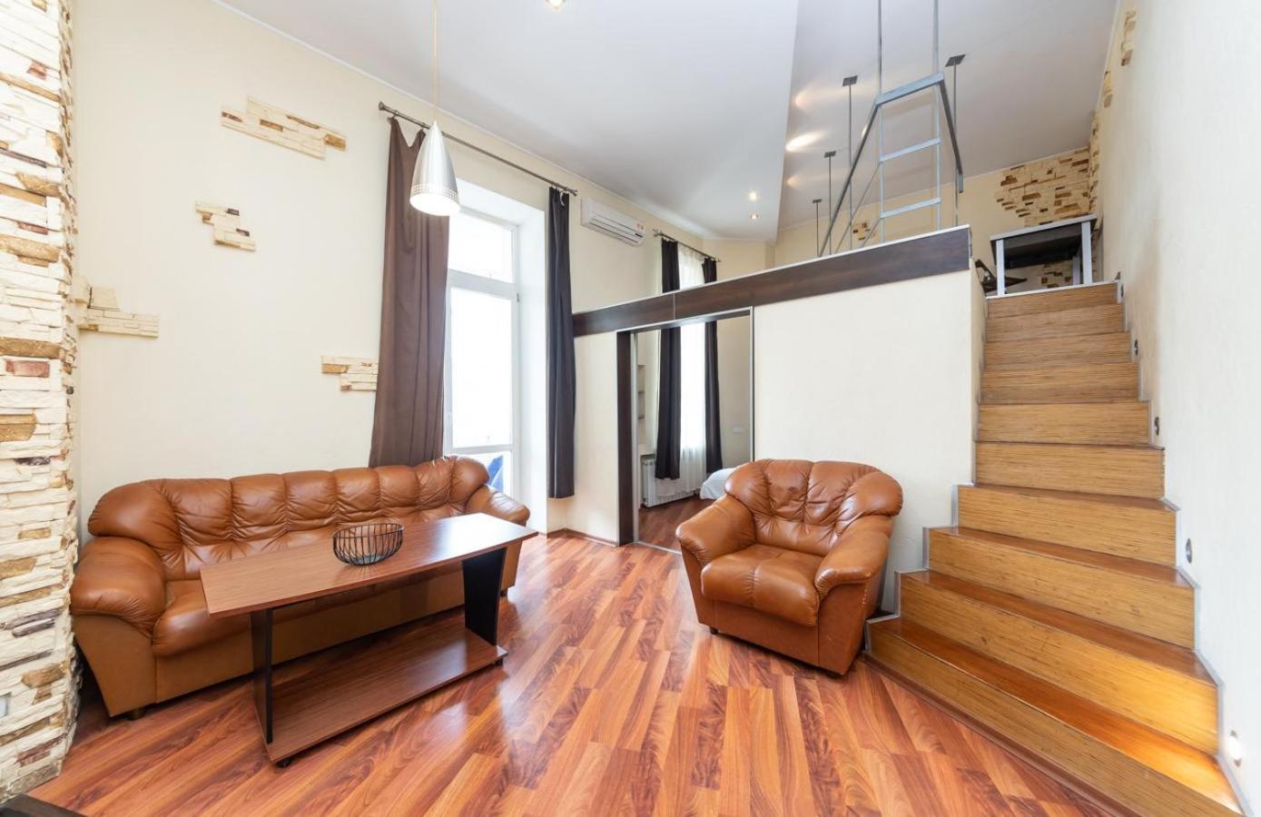 Comfortable Apartment On Mikhaylovskiy Lane Kiev Exterior foto