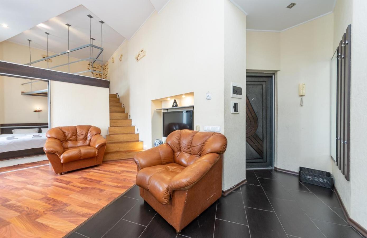 Comfortable Apartment On Mikhaylovskiy Lane Kiev Exterior foto